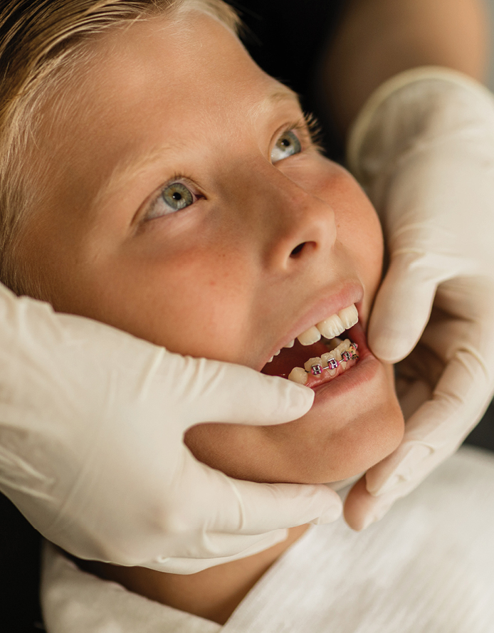 Cosmetic dentist